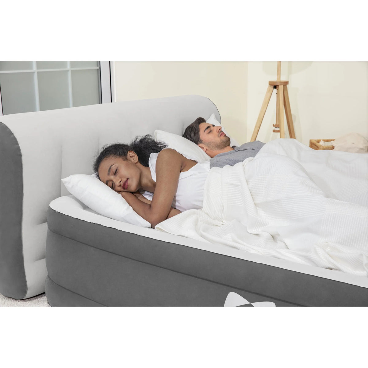 SEALY Tritech Airbed Queen 31" Headboard Built-in AC pump